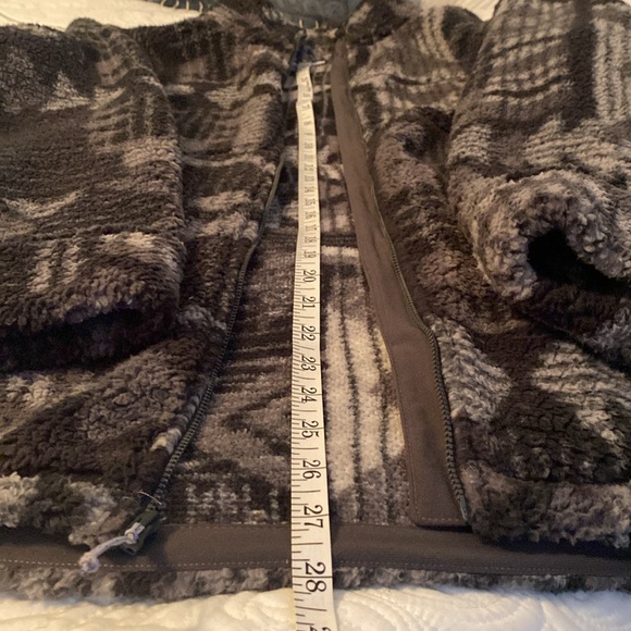 Columbia Charcoal and Black Patterned Fleece Jacket women’s large - Picture 7 of 7
